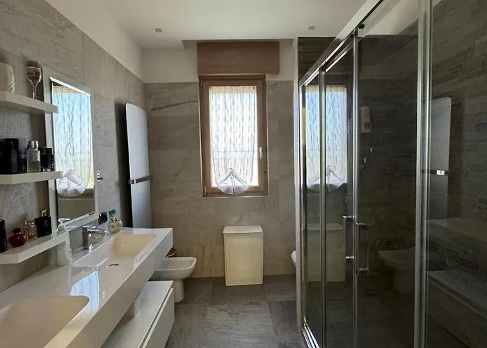 Apartment The Pool & Relax Bari